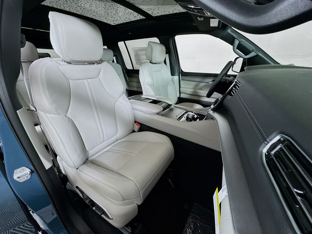 2026 Jeep Grand Wagoneer 4x4