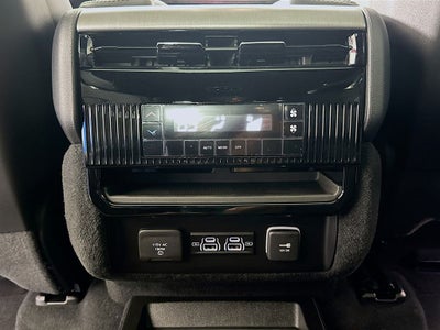 2026 Jeep Grand Wagoneer Upland