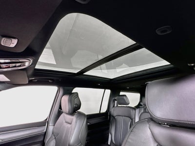 2027 Jeep Grand Wagoneer 4x4