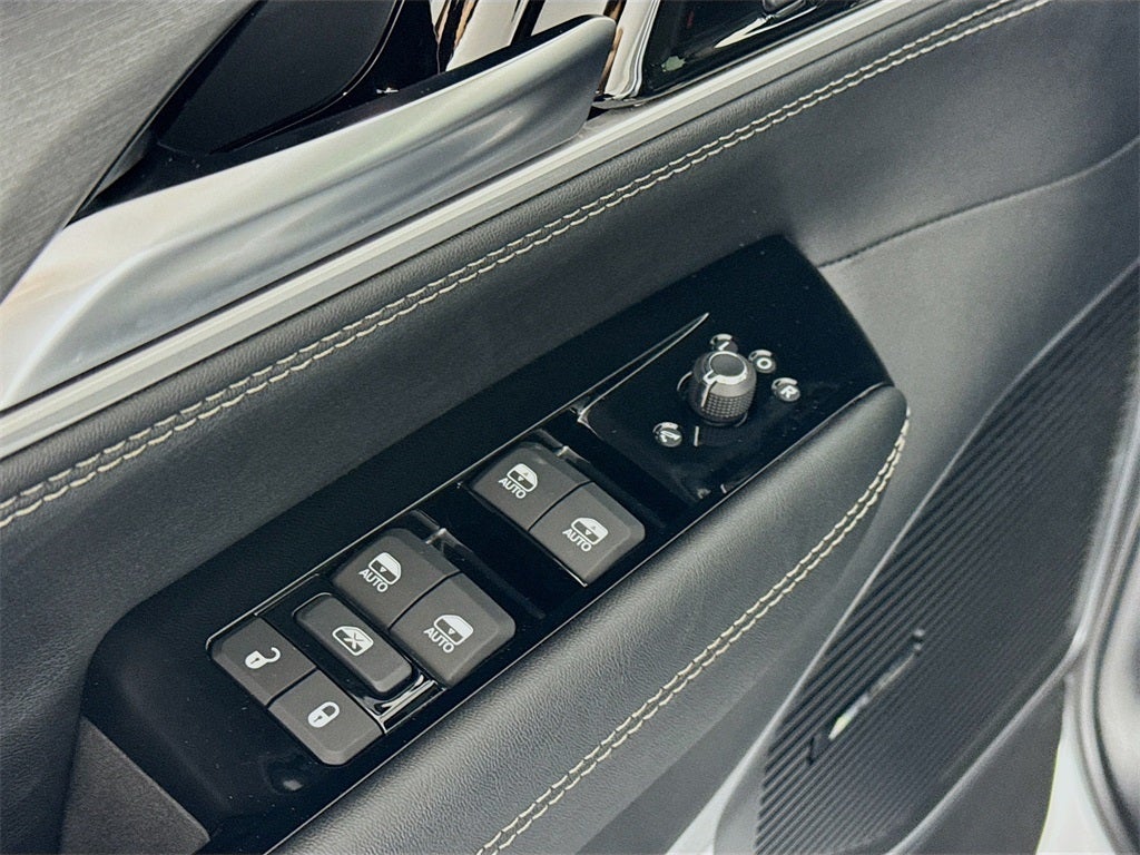 2026 Jeep Grand Wagoneer Base