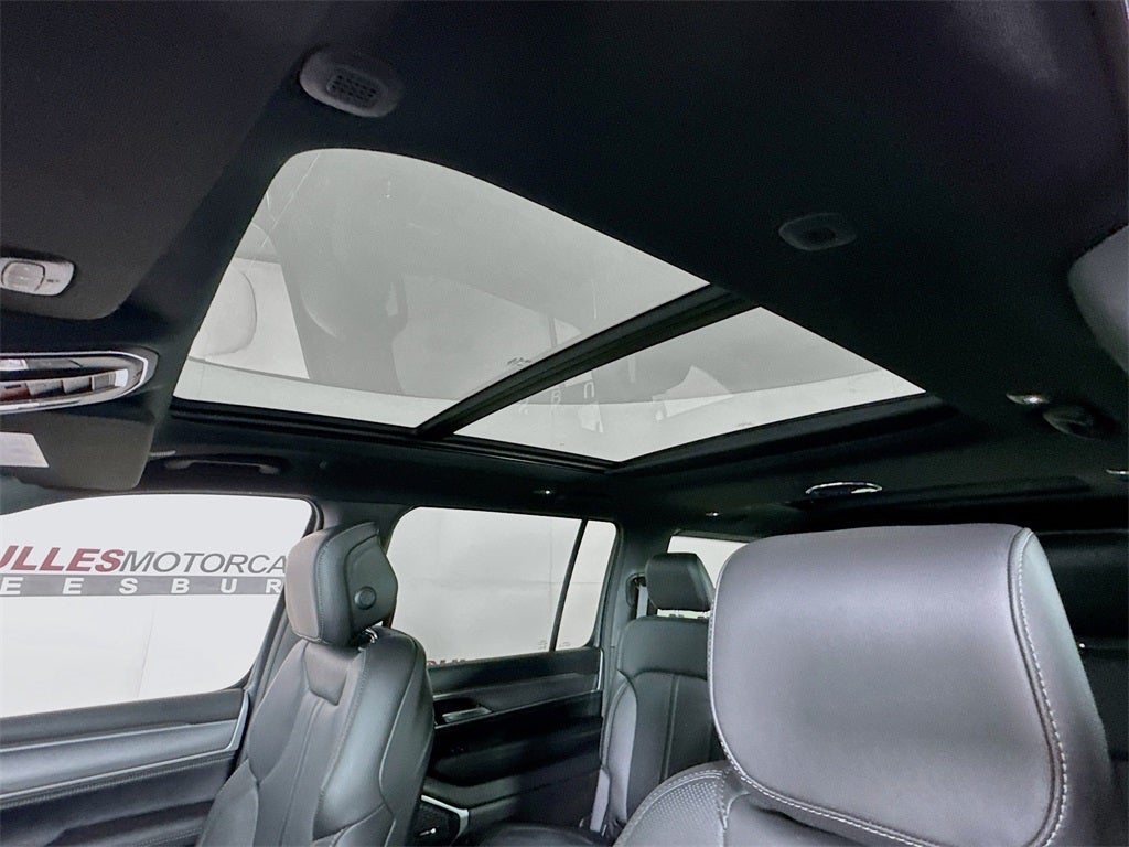 2026 Jeep Grand Wagoneer Base