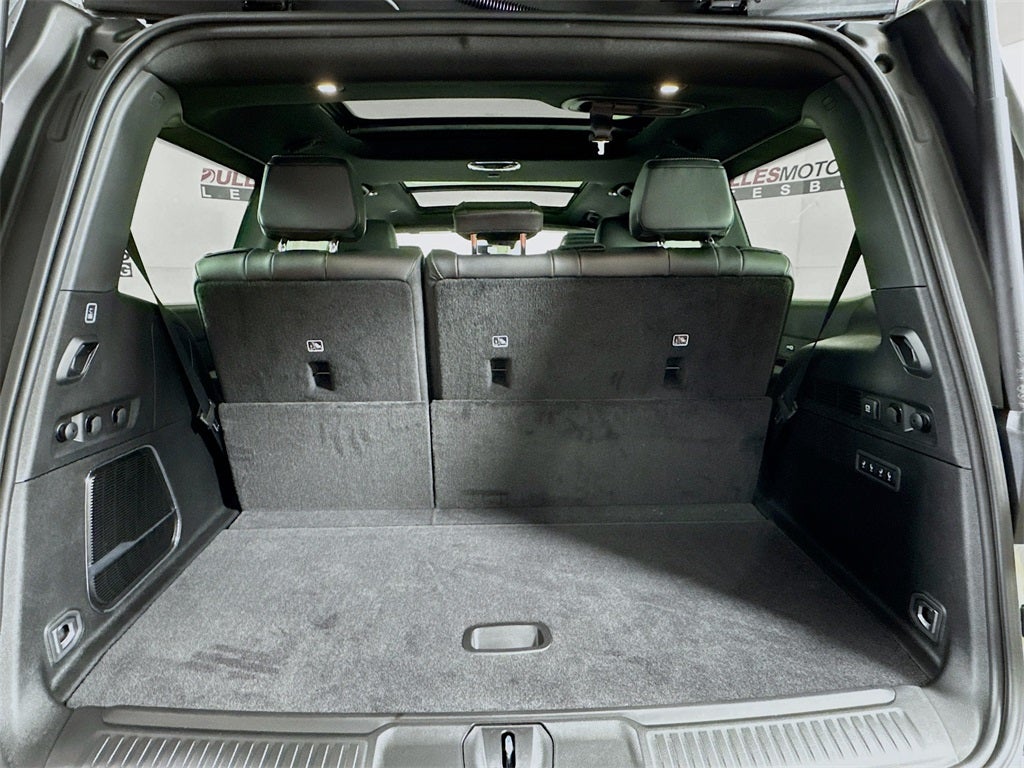 2026 Jeep Grand Wagoneer Base