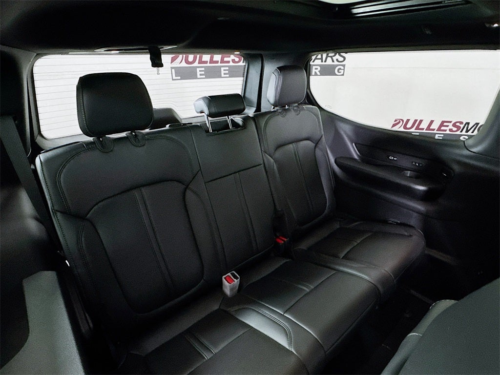 2026 Jeep Grand Wagoneer Base