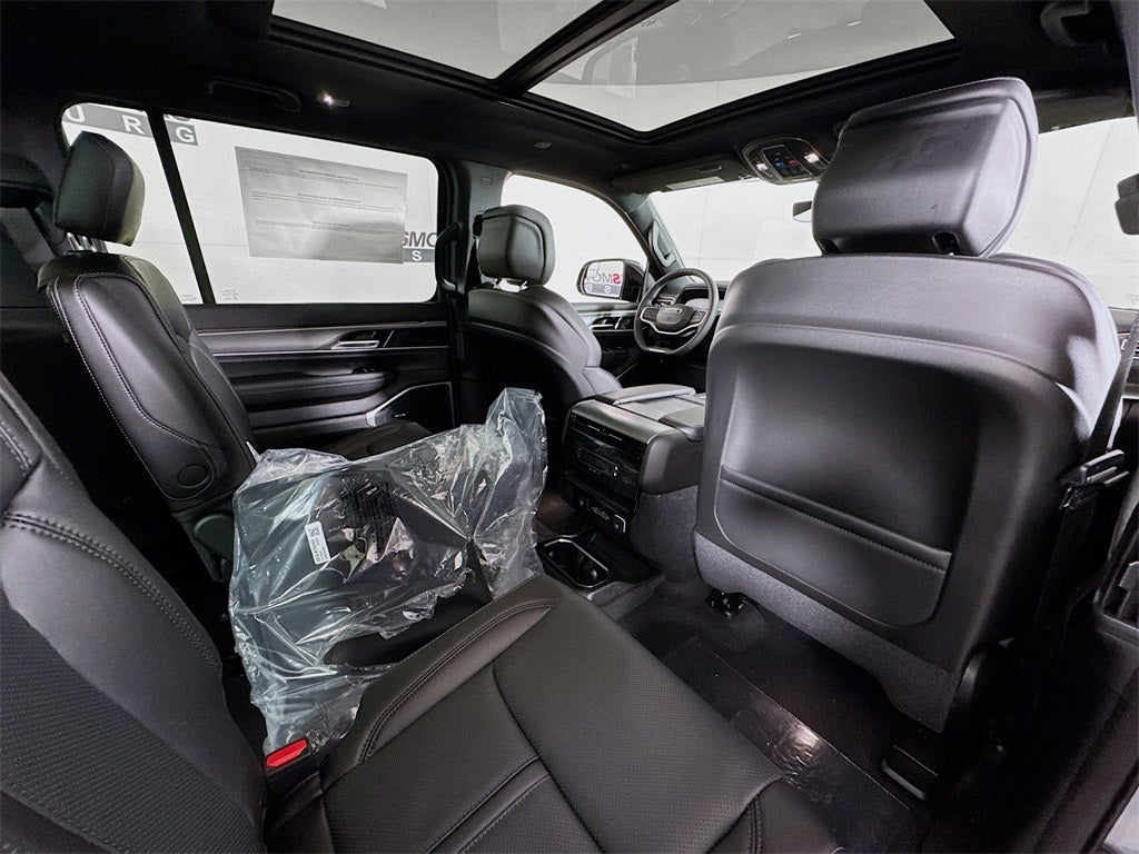 2026 Jeep Grand Wagoneer Base