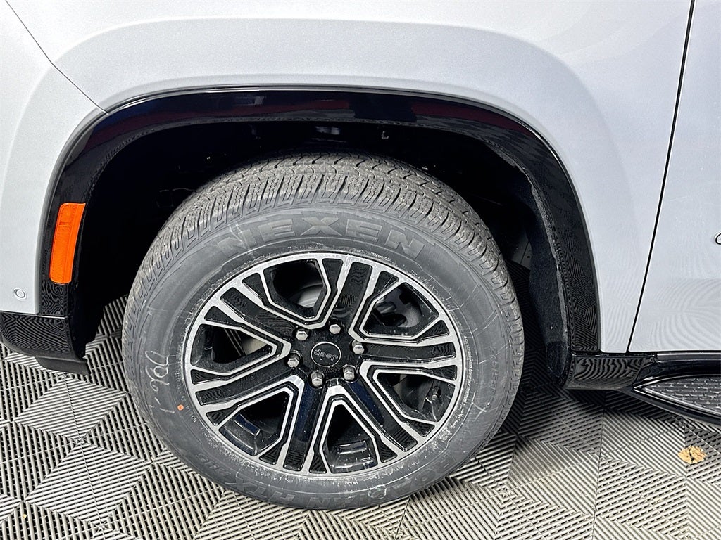 2026 Jeep Grand Wagoneer Base