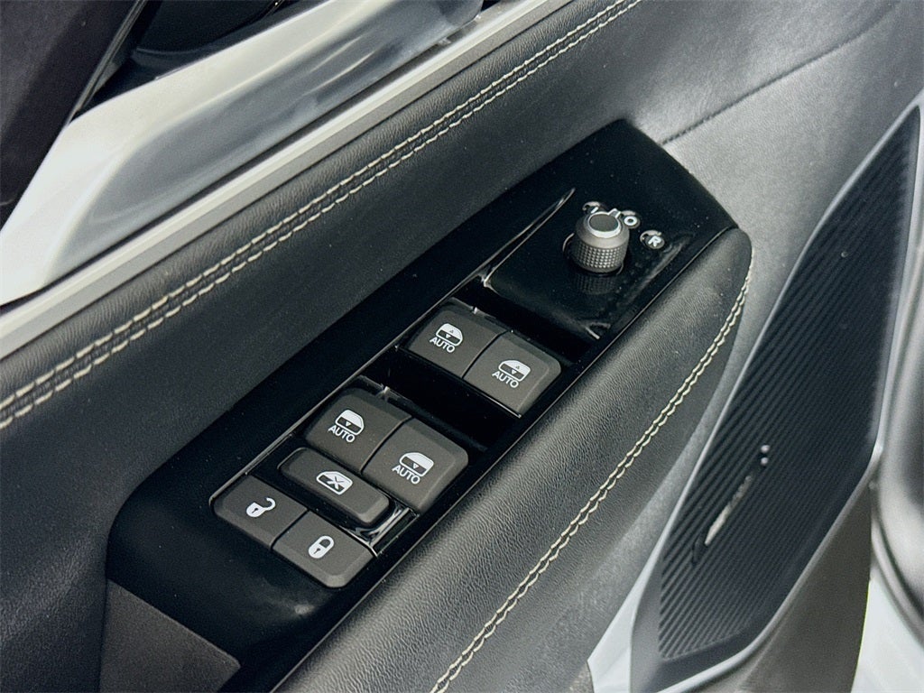 2024 Jeep Wagoneer Base