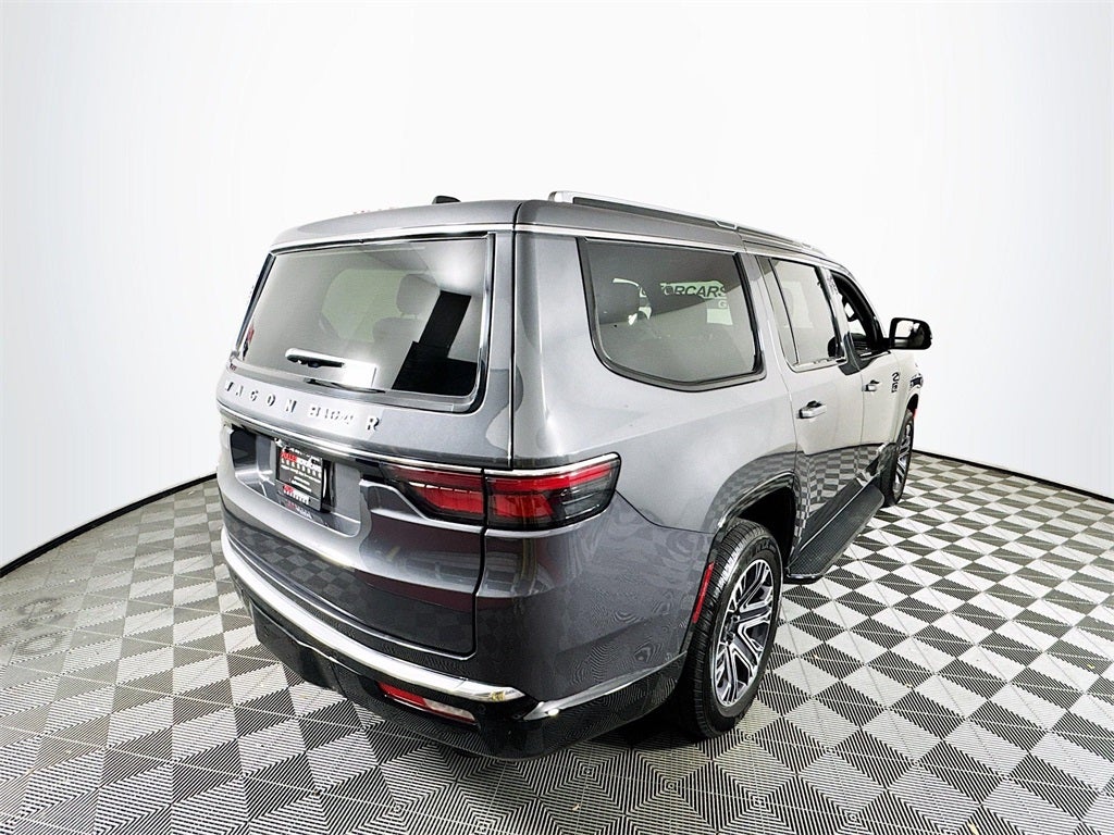 2025 Jeep Wagoneer Base