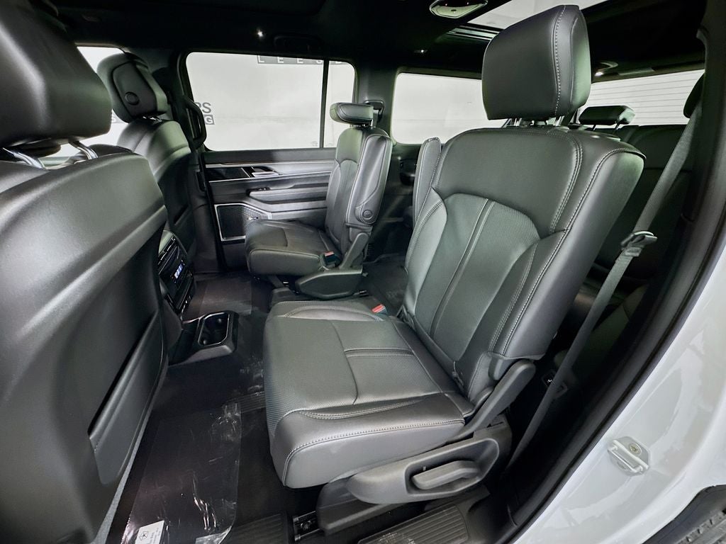 2026 Jeep Grand Wagoneer 4x4