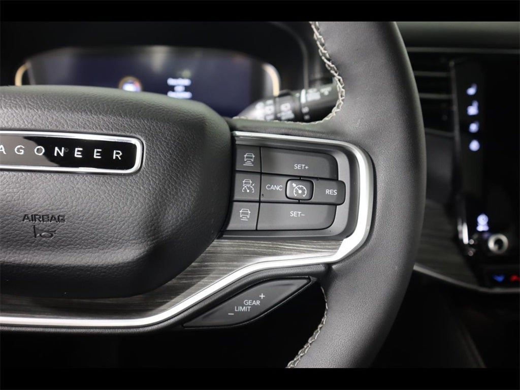 2024 Jeep Wagoneer Series II