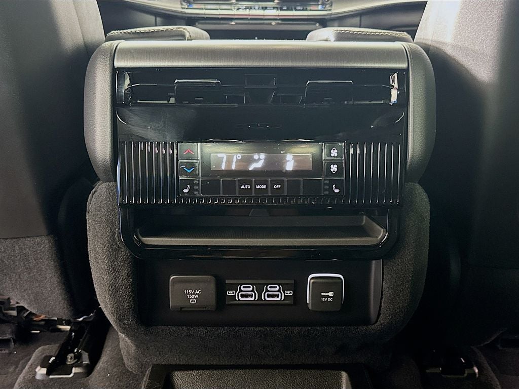 2026 Jeep Grand Wagoneer Limited Reserve