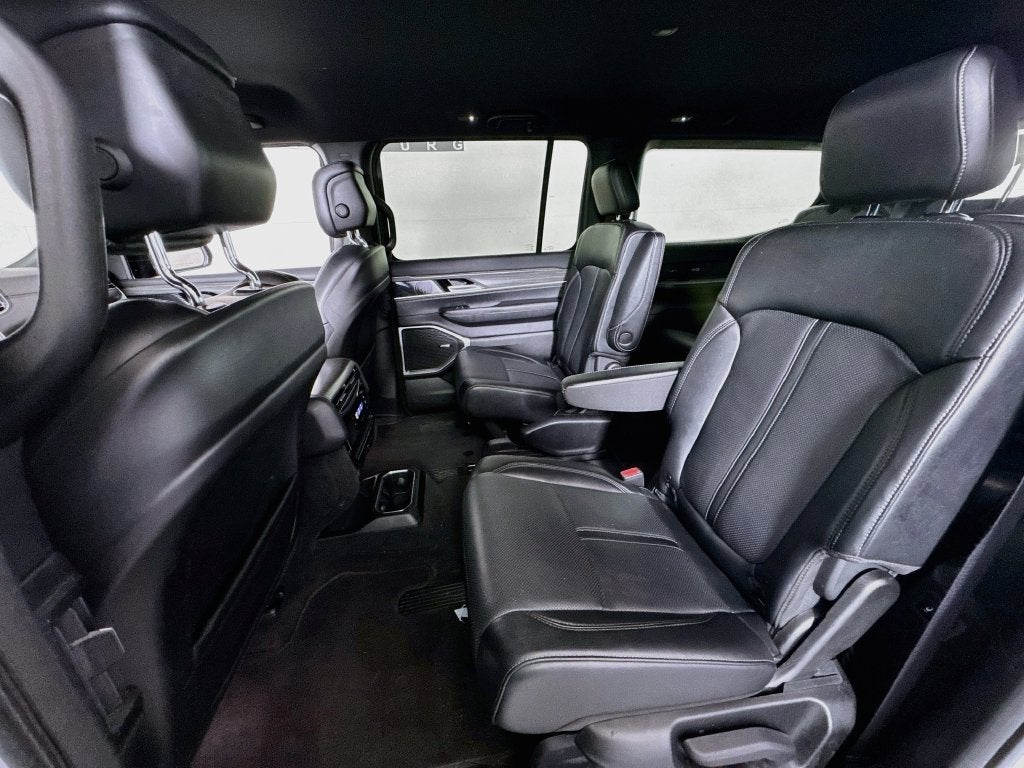 2024 Jeep Wagoneer Series III 4X4