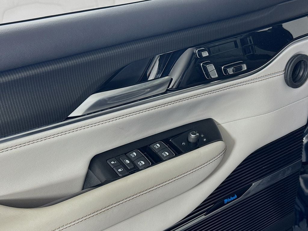 2026 Jeep Grand Wagoneer Summit Obsidian