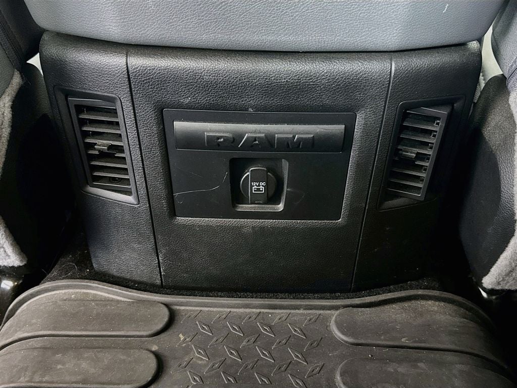 2018 RAM 1500 Big Horn Crew Cab 4X4