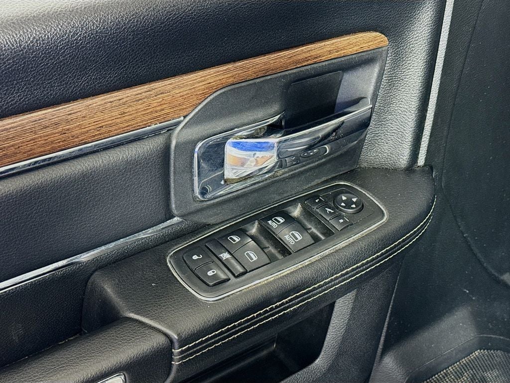 2018 RAM 1500 Laramie Crew Cab 4X4