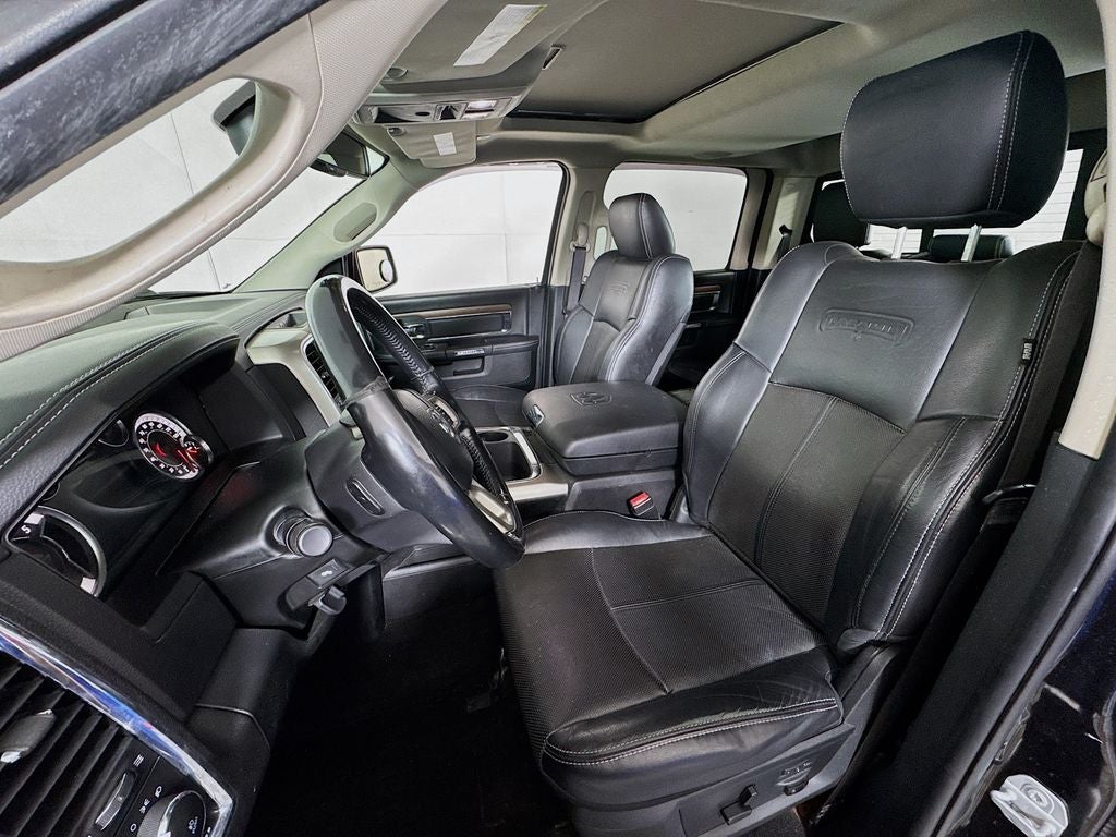 2018 RAM 1500 Laramie Crew Cab 4X4