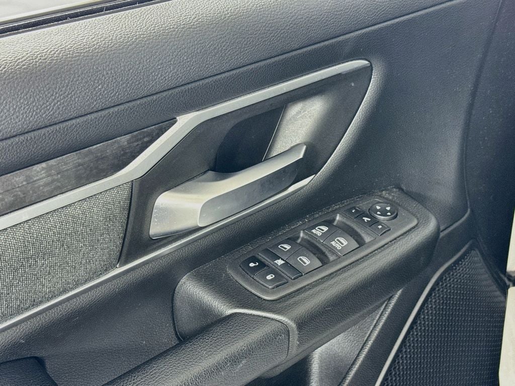 2022 RAM 1500 Big Horn/Lone Star Crew Cab 4X4