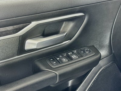 2022 RAM 1500 Big Horn/Lone Star Quad Cab 4X4(5.7L V8 HEMI) Power Sunroof +Barnesdo