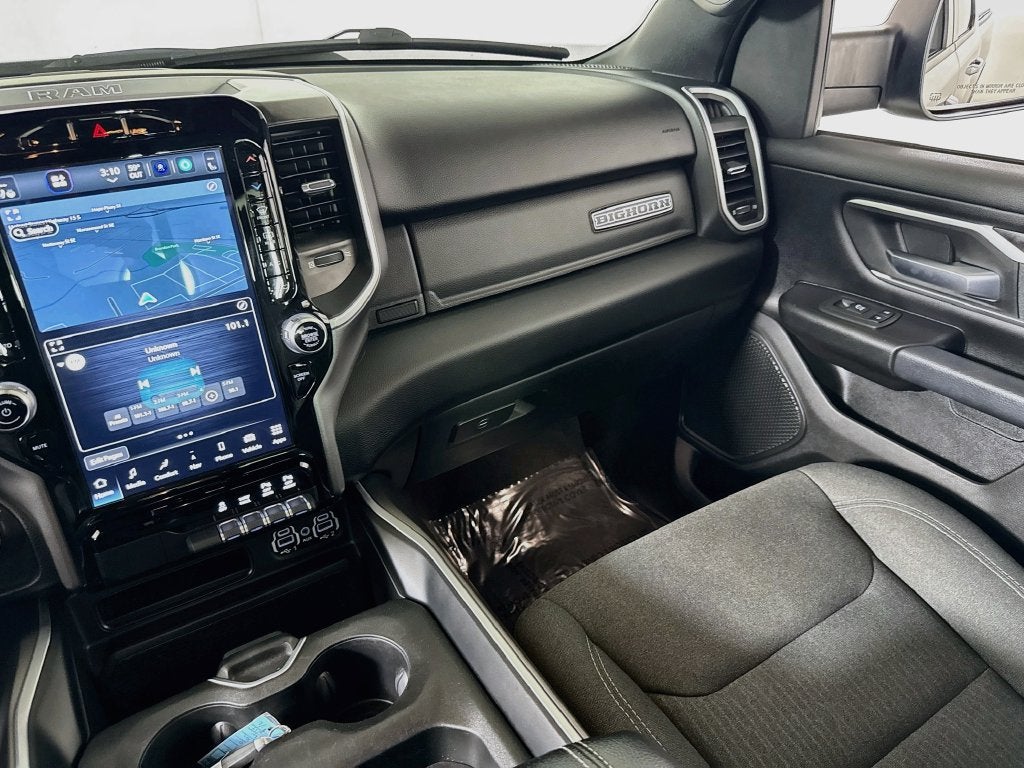2022 RAM 1500 Big Horn/Lone Star Quad Cab 4X4(5.7L V8 HEMI) Power Sunroof +Barnesdo
