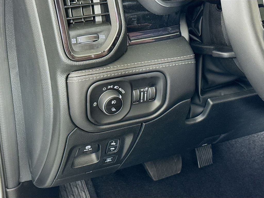 2026 RAM Ram 1500 Limited