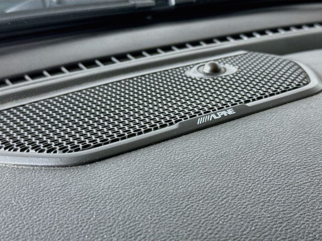 2020 RAM 1500 Laramie CREW CAB 4X4