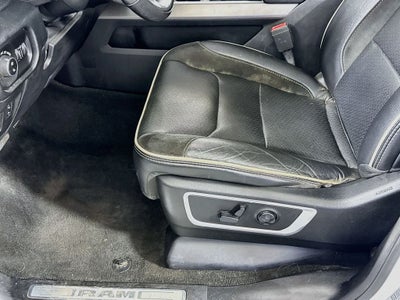 2020 RAM 1500 Laramie CREW CAB 4X4