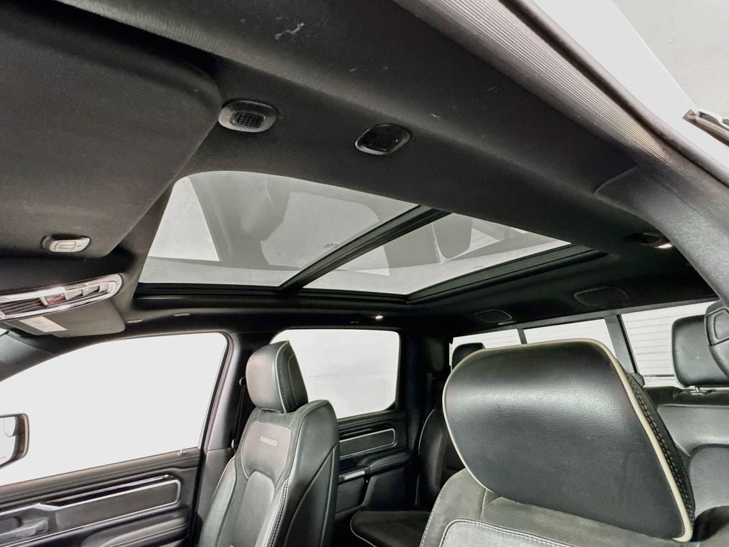 2020 RAM 1500 Laramie CREW CAB 4X4