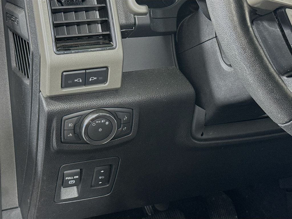 2018 Ford F-150 Lariat 4WD Super Crew Cab