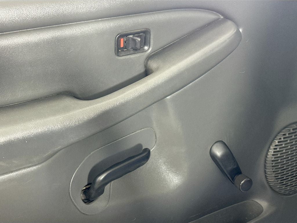 2004 Chevrolet Silverado 2500HD Work Truck