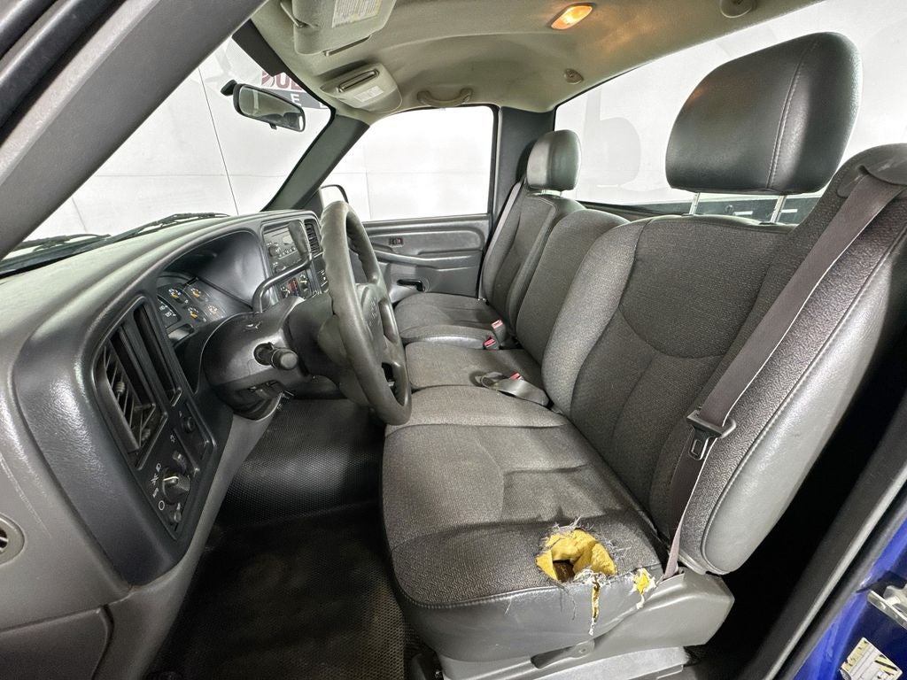 2004 Chevrolet Silverado 2500HD Work Truck