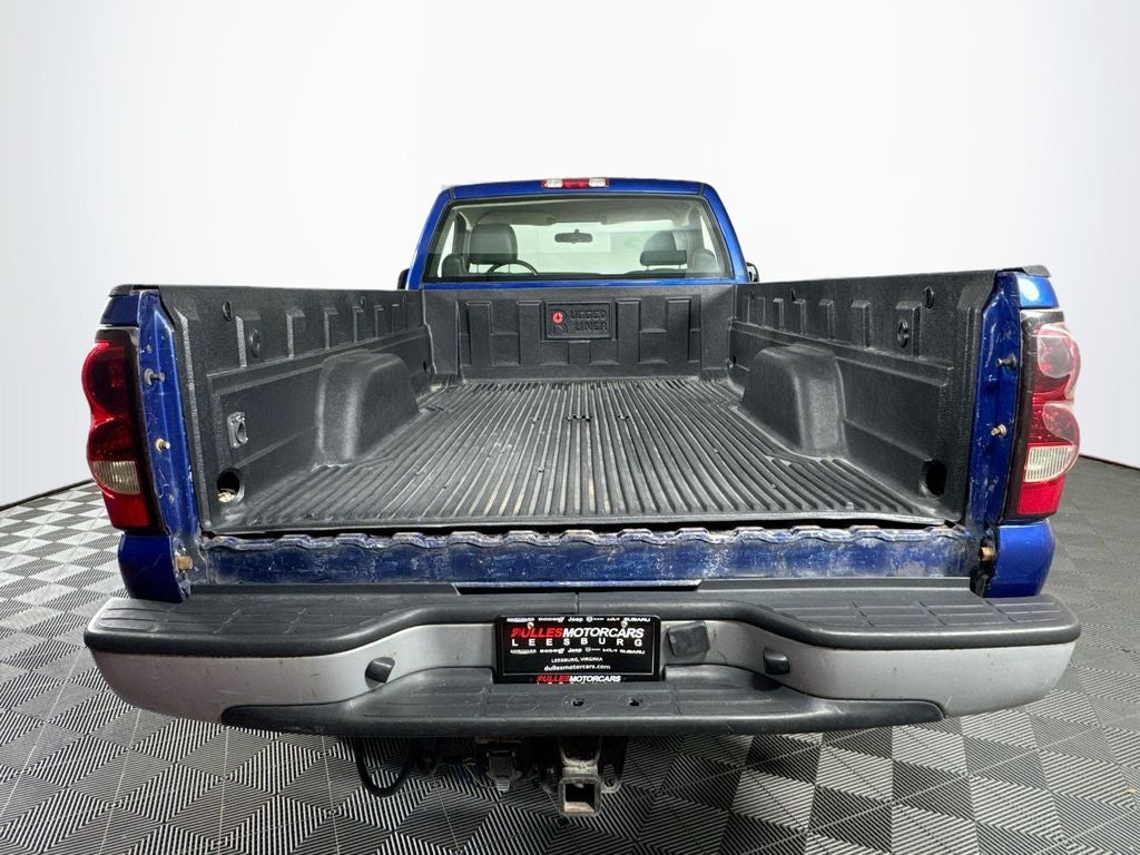 2004 Chevrolet Silverado 2500HD Work Truck