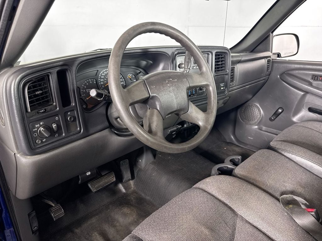 2004 Chevrolet Silverado 2500HD Work Truck