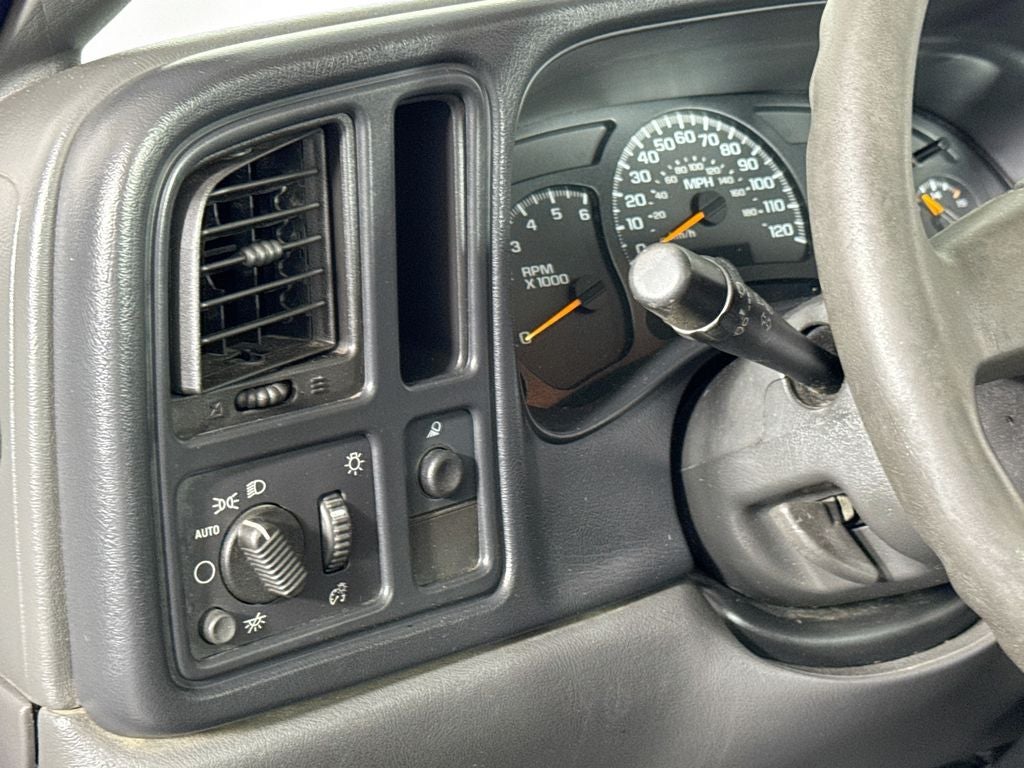 2004 Chevrolet Silverado 2500HD Work Truck