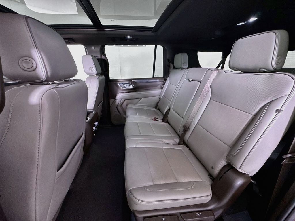2022 GMC Yukon XL SLT