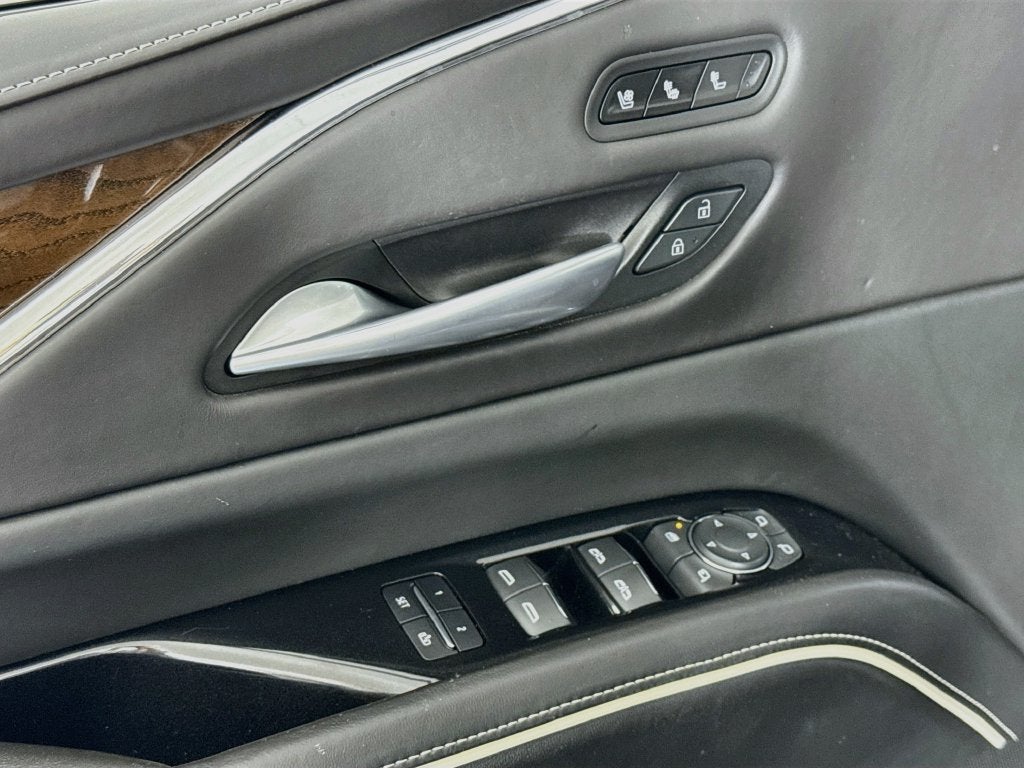 2023 Cadillac Escalade ESV Sport Platinum Onyx Package