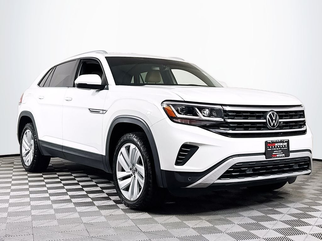 2020 Volkswagen Atlas Cross Sport 2.0T SE w/Tech 4MOTION's photo
