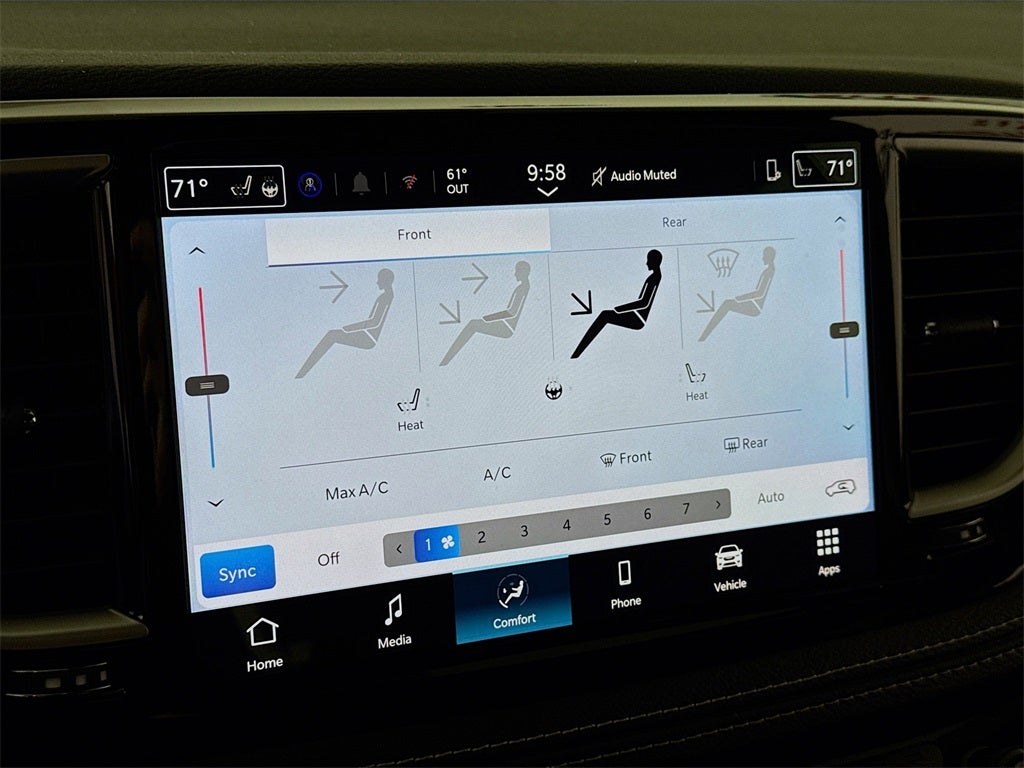 2026 Chrysler Pacifica Select