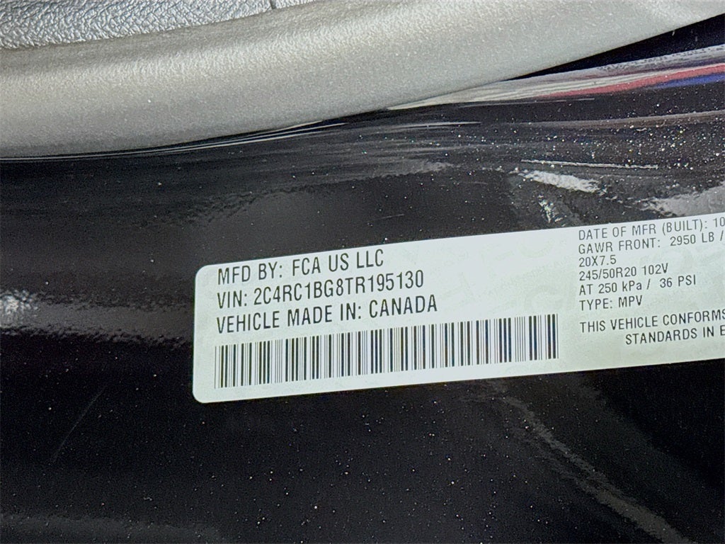 2026 Chrysler Pacifica Select