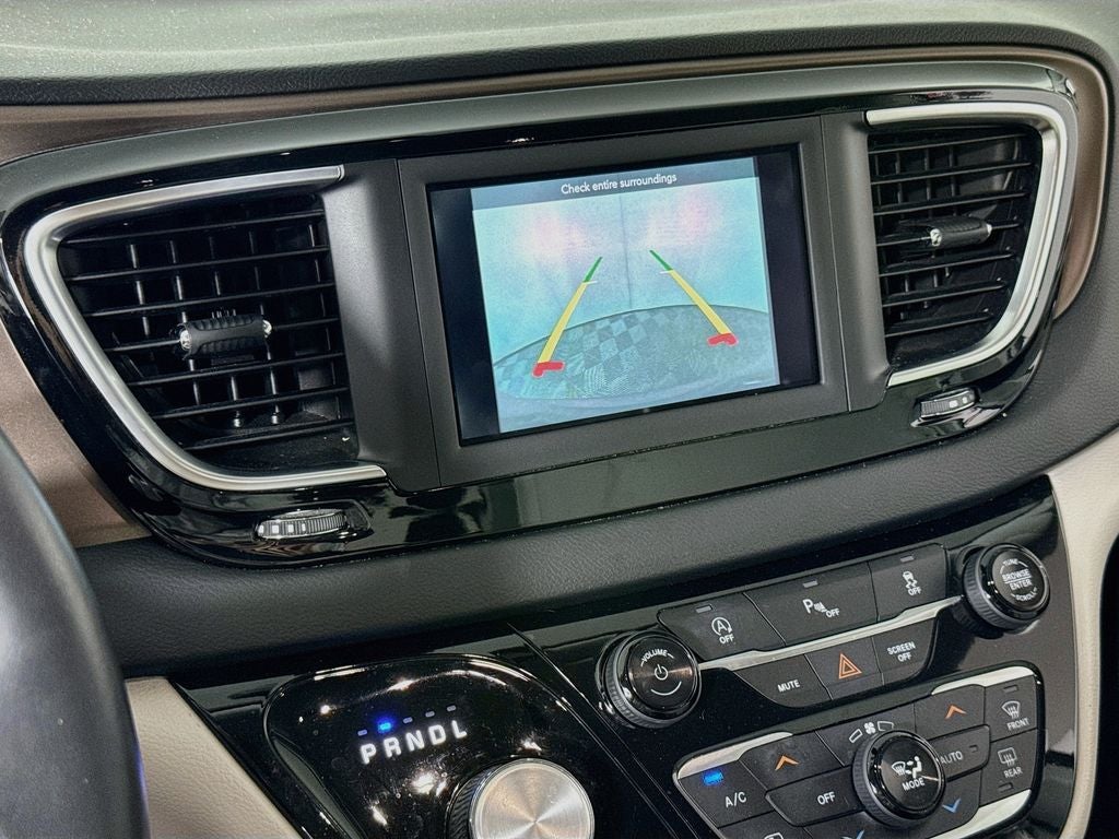 2018 Chrysler Pacifica Touring L