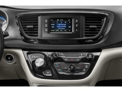 2020 Chrysler Pacifica Touring L Plus S-Appearance Package-27J