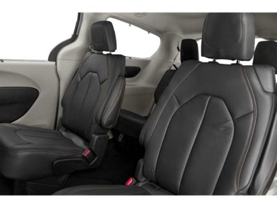 2020 Chrysler Pacifica Touring L Plus S-Appearance Package-27J