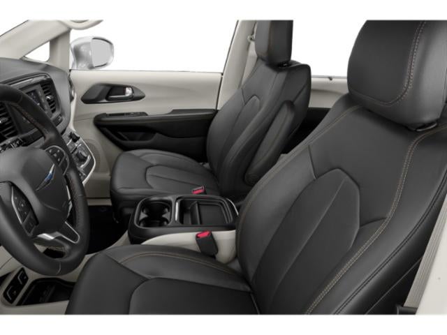 2020 Chrysler Pacifica Touring L Plus S-Appearance Package-27J