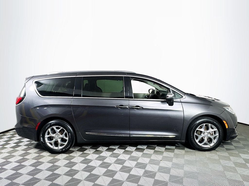 2019 Chrysler Pacifica Limited