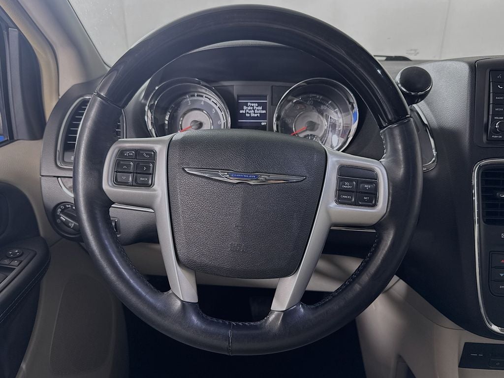 2015 Chrysler Town & Country Limited-Platinum