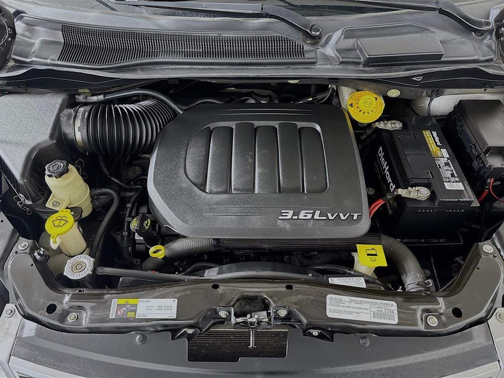 2015 Chrysler Town & Country Limited-Platinum