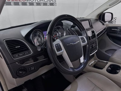 2015 Chrysler Town & Country Limited-Platinum