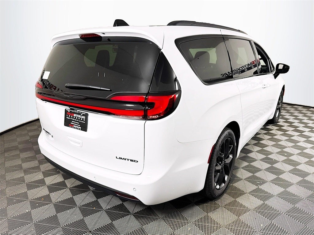 2026 Chrysler Pacifica Limited