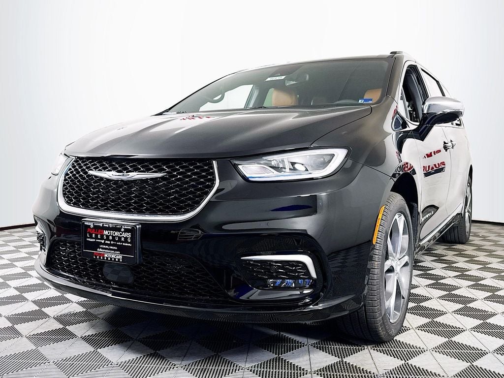 2026 Chrysler Pacifica Pinnacle