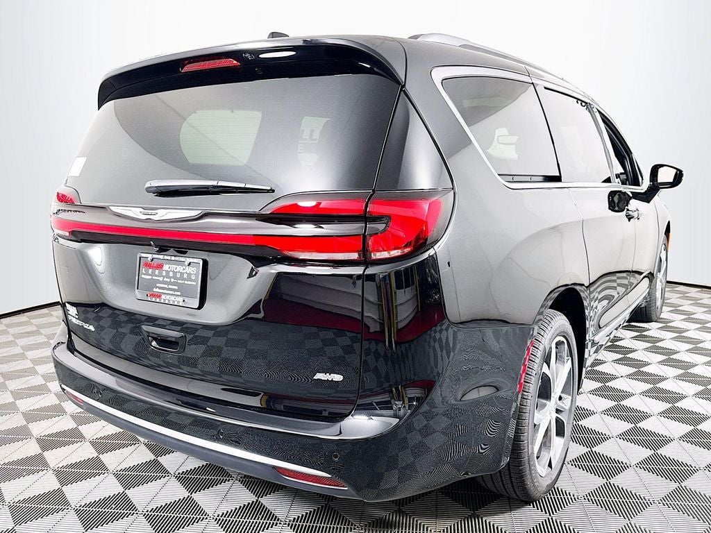 2026 Chrysler Pacifica Pinnacle
