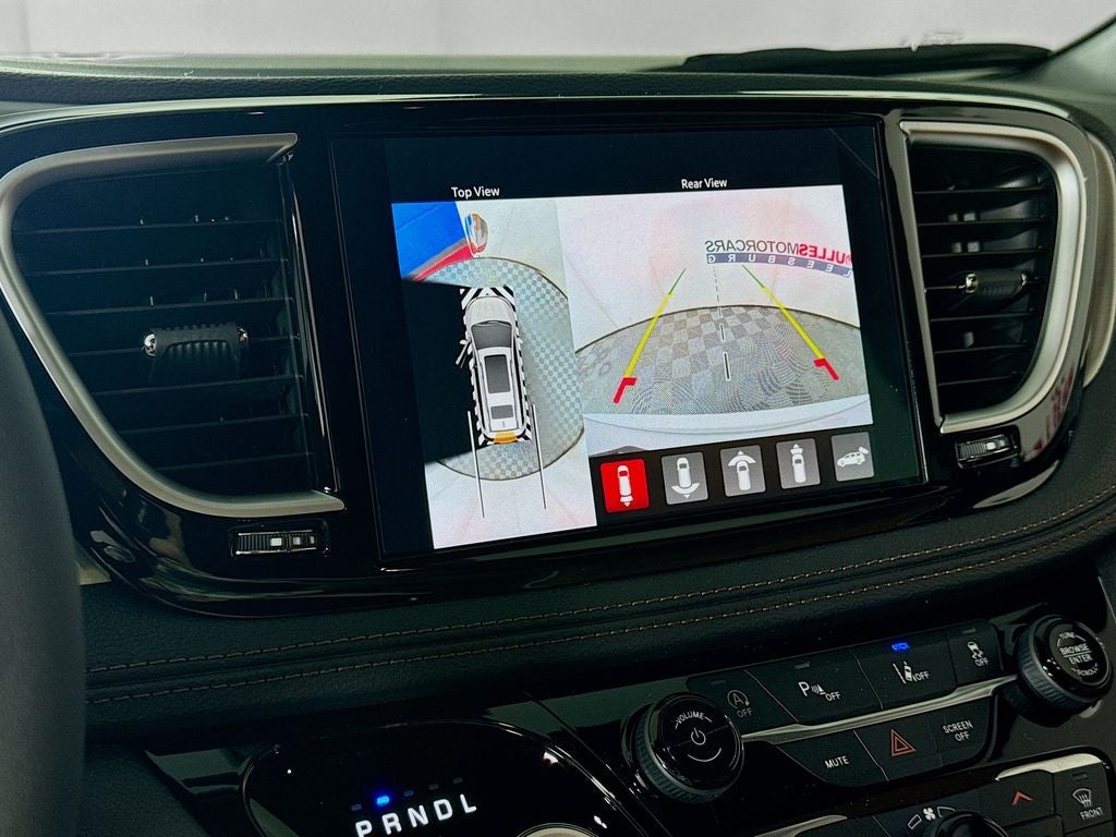 2026 Chrysler Pacifica Pinnacle