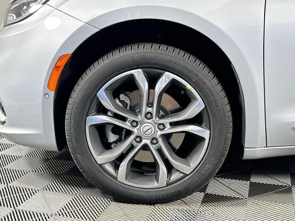 2026 Chrysler Pacifica Pinnacle